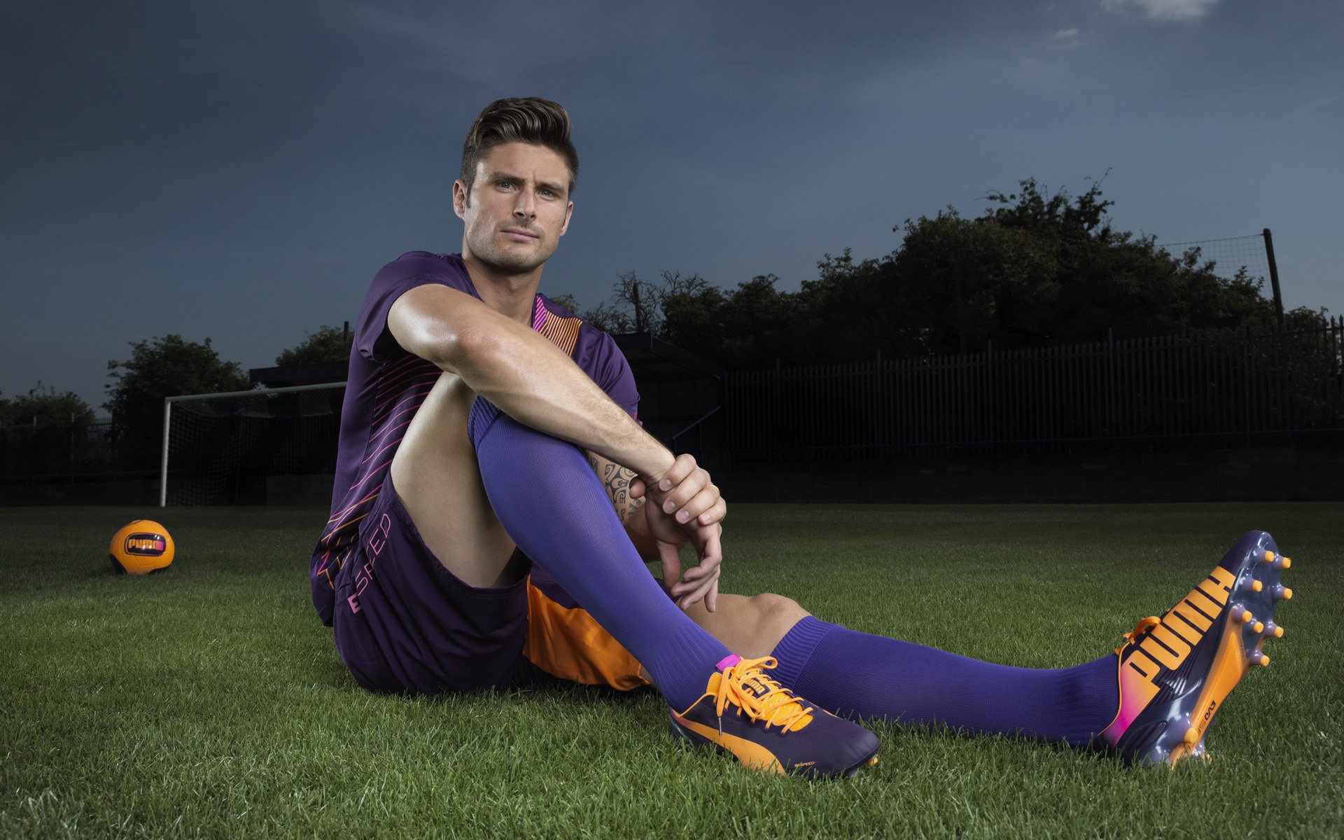 “安赫尔·巴尔博萨的全能进攻能力，助力阿根廷美洲狮队扩大国际影响力”