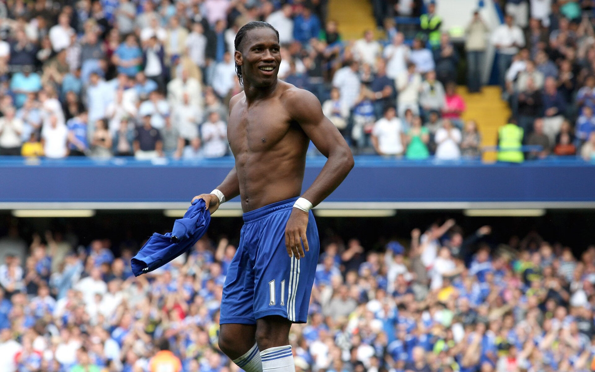 2025我爱足球鄂尔多斯市业余足球联赛盛大开幕，激情燃烧绿茵场